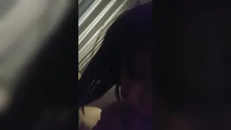 反差萌妹后入狂干高潮喷水 对着镜头浪叫失控